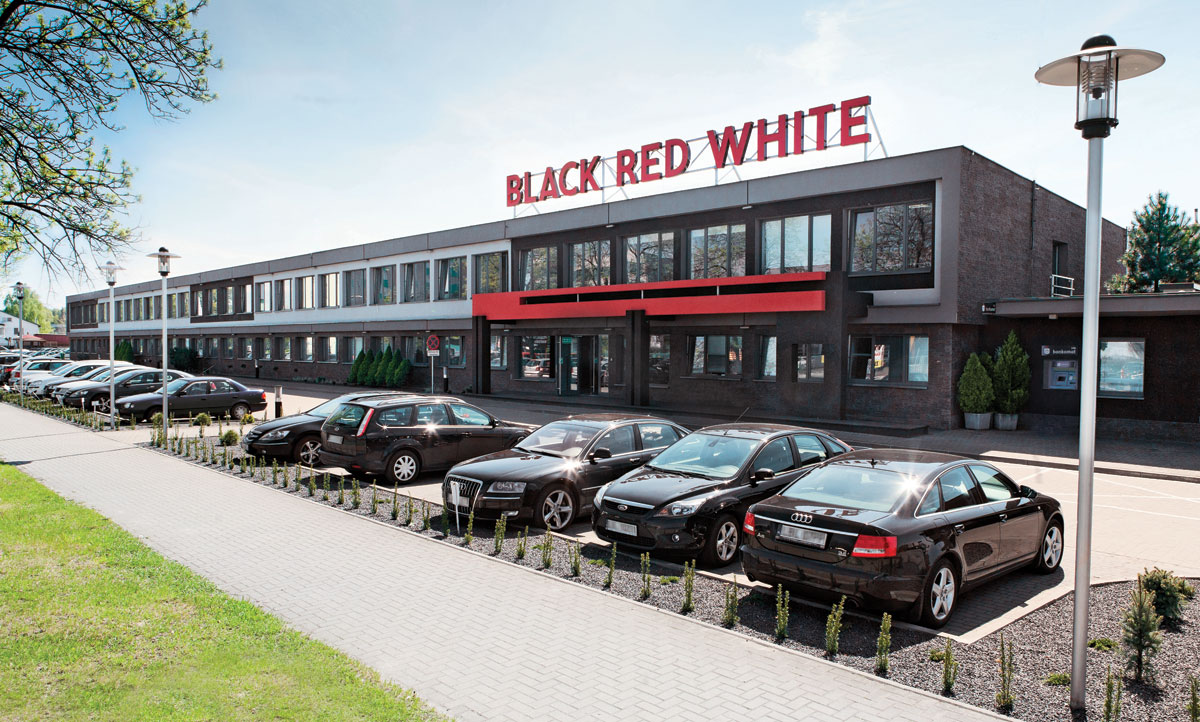 Сеть Black Red White – крупнейший производитель мебели в Польше - Статьи